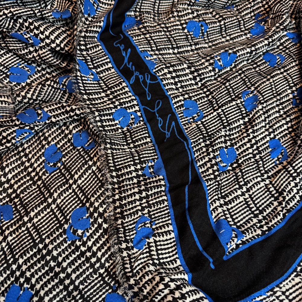 NET: Gorgeous Scarf Wrap! Karl Lagerfeld